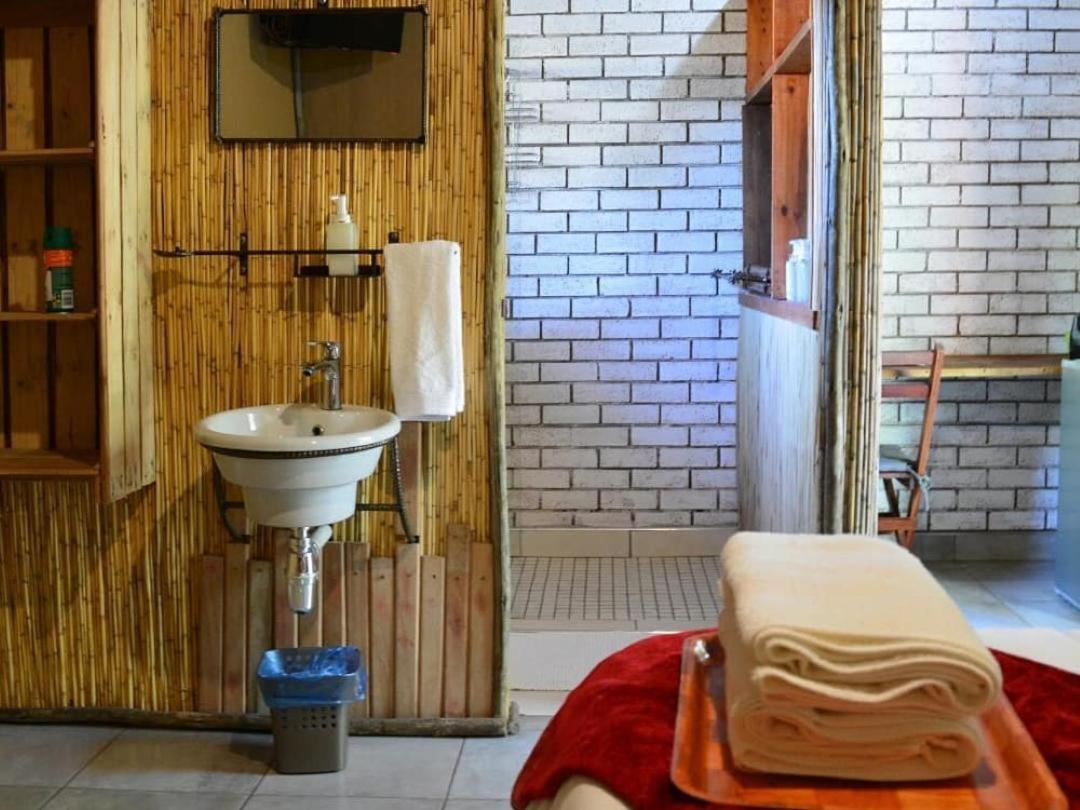 Nxabii Cottages Kasane Chambre photo