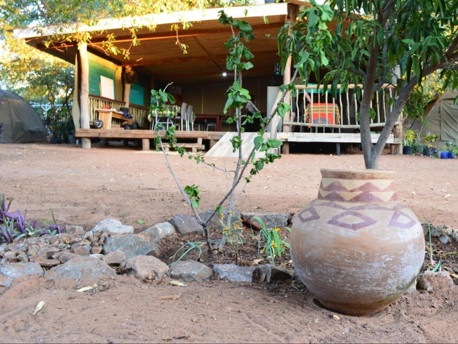 Nxabii Cottages Kasane Extérieur photo